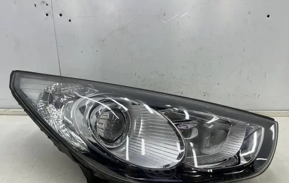 Hyundai ix35 Headlight/headlamp 92102-2y