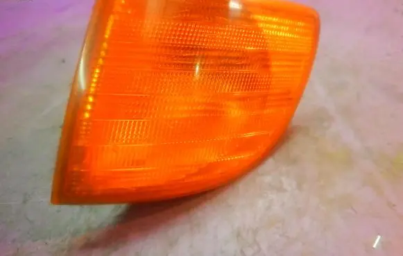 Mercedes-Benz Vito Viano W638 Front indicator light
