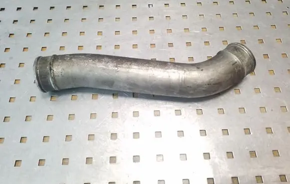 BMW 5 E39 Intercooler hose/pipe