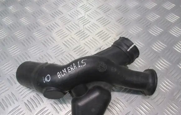 Nissan Almera N16 Air intake hose/pipe