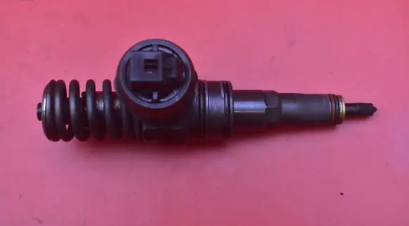Volkswagen Sharan Fuel injector 038130073BP