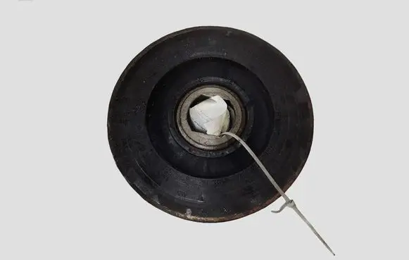Renault Laguna III Crankshaft pulley