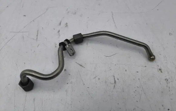Audi A7 S7 4G Fuel injector supply line/pipe 05E130241A
