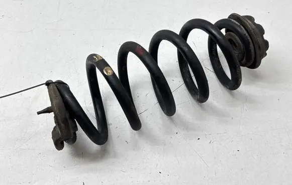 Nissan X-Trail T32 Rear coil spring 