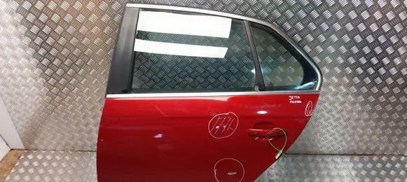 Volkswagen Jetta V Rear door S26372865