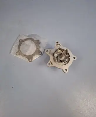 Toyota Yaris Water pump 1610029155 1610029156 1610029157