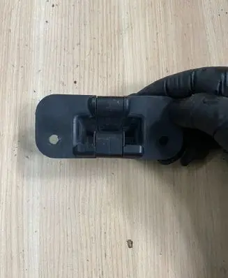 Opel Vivaro Sliding door lock 67277075742