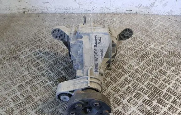 Mercedes-Benz R W251 Rear differential 4460-310-032