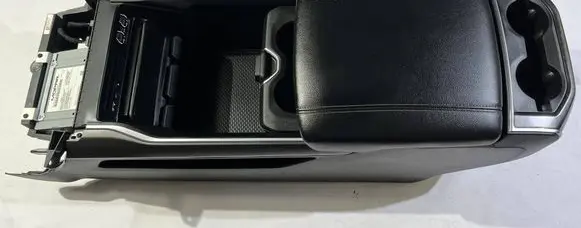 Dodge RAM Center console X8S00202