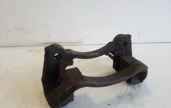 Iveco Daily 5th gen Front Brake Caliper Pad/Carrier 