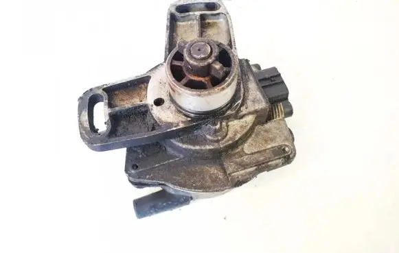 Mazda 626 Spark distributor t0t52171
