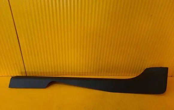 BMW M4 G82 G83 Foot area side trim 5161718 7491190