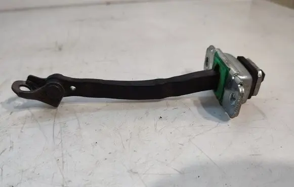Hyundai Santa Fe Front door check strap stopper