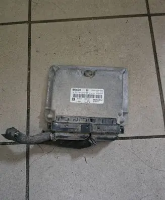 Opel Astra G Engine control unit/module 0281010859 8973068765 24467818