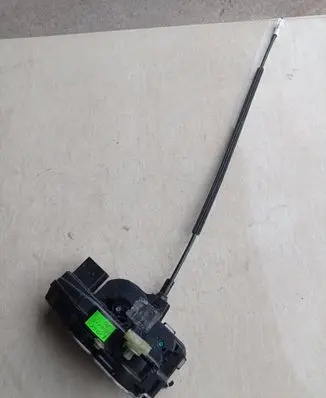 Opel Insignia A Front door lock
