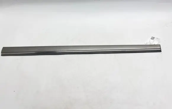 Mercedes-Benz C W203 Front door trim (molding) A2036904962