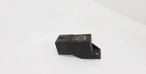 Mazda 2 Glow plug pre-heat relay 3M5T12A343AA 51252003 33703