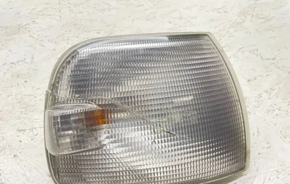 Volkswagen Transporter - Caravelle T4 Front indicator light 7D0953042F