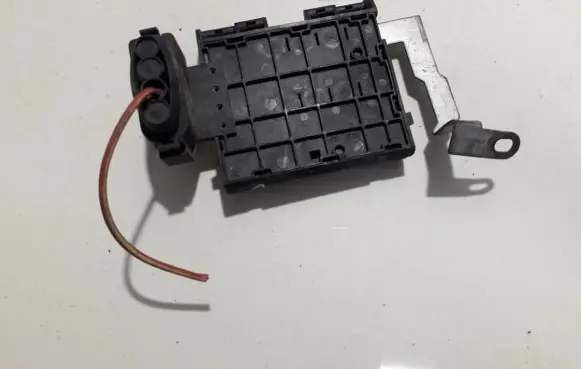 Volkswagen Polo III 6N 6N2 6NF Fuse box set