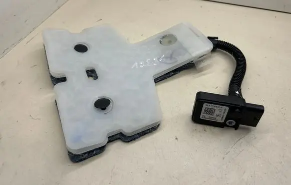 Mercedes-Benz GLA W156 X156 Seat heating element A1178700110 28446328 P6328R25101253