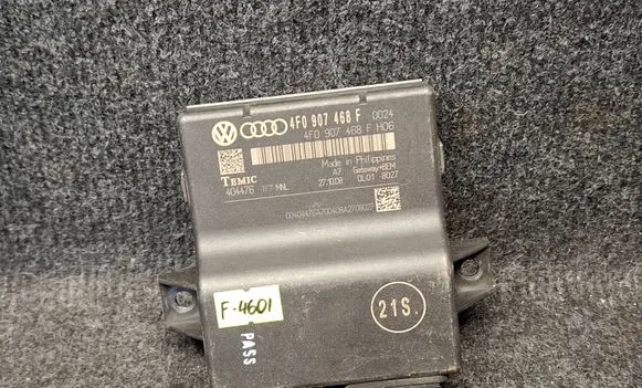 Audi A8 S8 D3 4E Gateway control module 4F0907468F