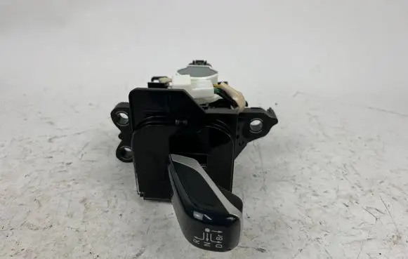 Toyota Mirai Gear shifter/selector 75G449LHD
