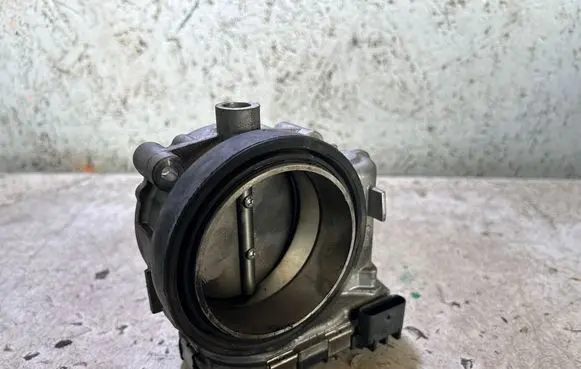 Chevrolet Camaro Throttle valve 05184349AC 120301 0280750570