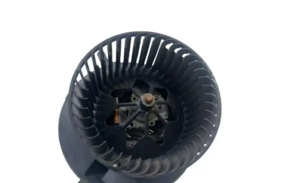 Skoda Octavia Mk2 (1Z) Front door blower motor 1K1819015A