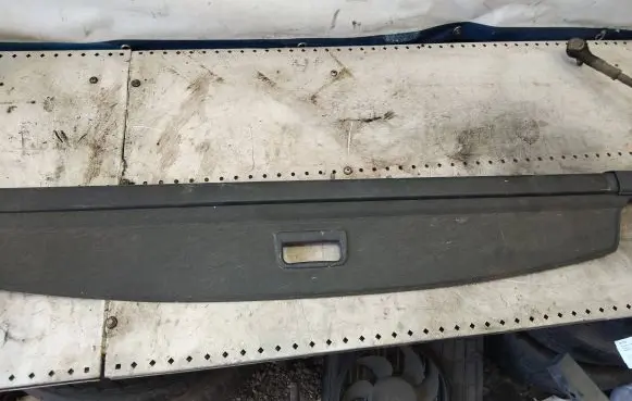 Volkswagen PASSAT B6 Parcel shelf