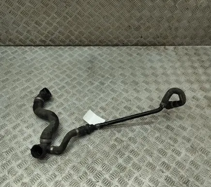 Mercedes-Benz C W205 Engine coolant pipe/hose A2055018301 A2642002001