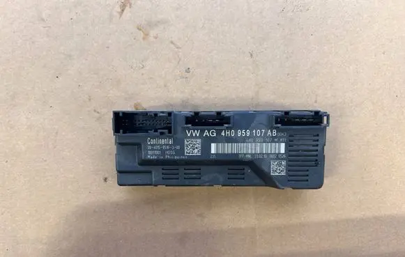 Audi A8 S8 D4 4H Tailgate/trunk control unit/module 4H0959107AB 4H0959107M