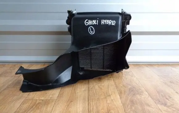 Maserati Ghibli Intercooler radiator