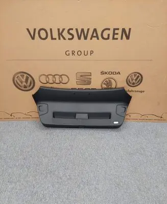 Audi A5 8T 8F Tailgate trim 8T8867979