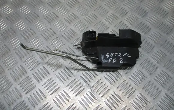 Hyundai Getz Front door lock