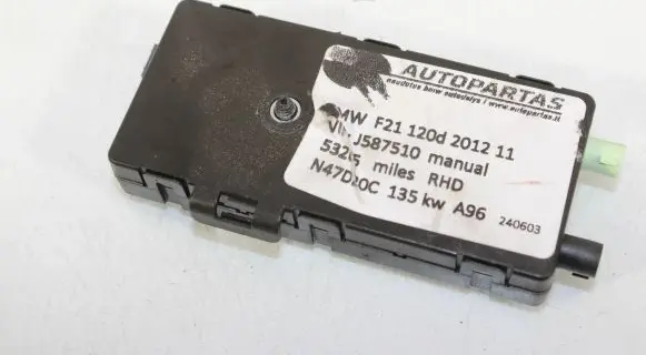 BMW 1 F20 F21 Aerial antenna filter 9226881 1683191B00 19081710