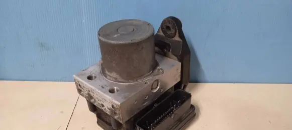 Audi A5 ABS Pump 8W0907379Q 8W0614517T