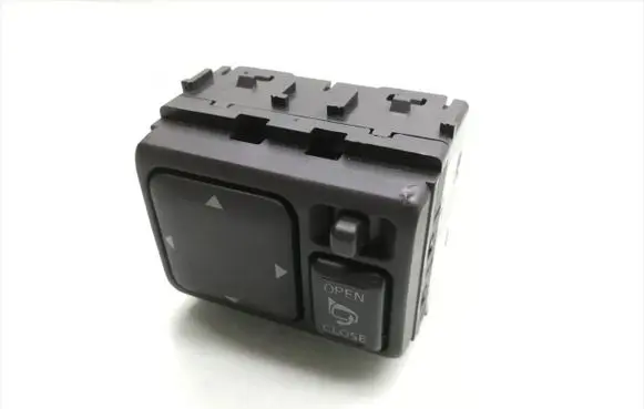 Nissan Note (E11) Wing mirror switch 060110