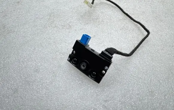 Tesla Model Y Windshield/windscreen camera 158812401I 21342000857