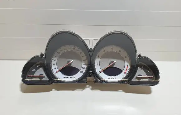 Mercedes-Benz SL AMG R231 Speedometer (instrument cluster) 110080397006 A2305403048 88311325