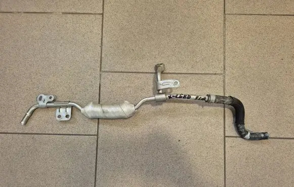 KIA Xceed Turbo turbocharger oiling pipe/hose