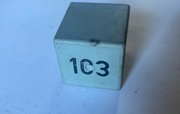 Volkswagen Golf IV Other relay 357911253