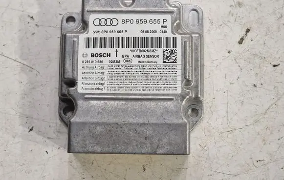 Audi A3 S3 A3 Sportback 8P Airbag control unit/module 8P0959655P 0285010680