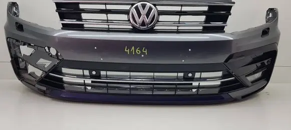 Volkswagen Tiguan Front bumper 5NA807221B