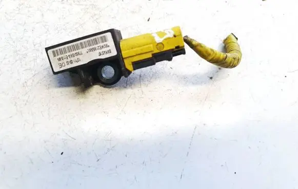 Honda CR-V Airbag deployment crash/impact sensor 77930swae113m4 77930-swa-e113-m4