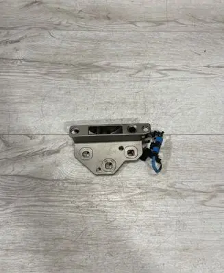 BMW 4 F32 F33 Convertible roof lock/latch 7290347