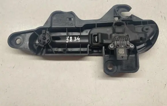 Tesla Model 3 Front door exterior handle P152811500B 152811500B 08407760AC