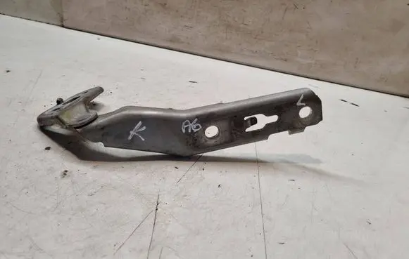 Audi A6 S6 C6 4F Engine bonnet/hood hinges 4F0823301