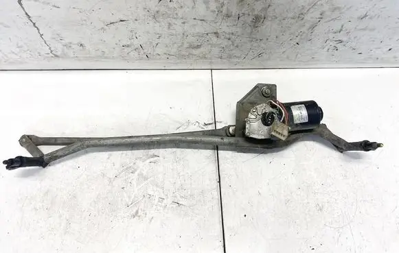 Front wiper linkage and motor