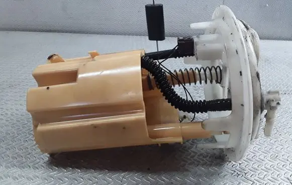 Peugeot 407 Fuel level sensor 