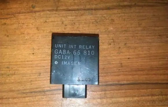 Volkswagen Polo III 6N 6N2 6NF Other relay ga8a66810